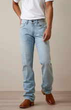 Load image into Gallery viewer, Mens M5 Straight Leg Jeans - Ariat - Zuma Fit - Front