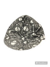 Load image into Gallery viewer, big skulls welding beanie
